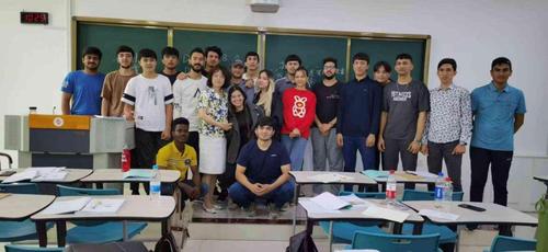 6865e244a3106af255abeffb