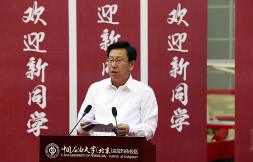 20170910 2017年新生开学典礼-张宝 (45)