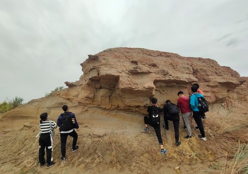 新2020.08.22资源勘查工程专业2018级暑期综合地质实习02