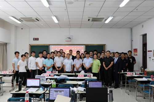 校区顺利完成首届本科毕业生答辩工作2