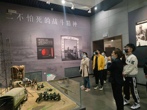 20210404 学党史、强信念、跟党走！——工学院学生第一、二党支部开展铭记历史、缅怀先烈主题党日活动 (2)