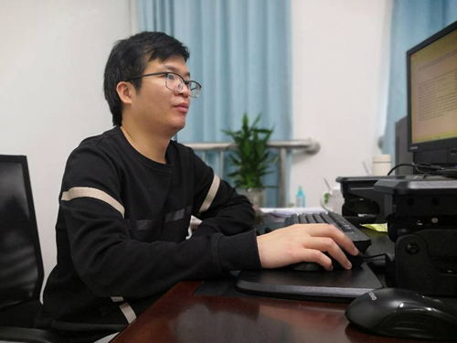 工作照片（横拍，不能是证件照）_0_2022-11-15T08_21_16.158Z