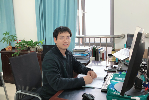 工作照片（横拍，不能是证件照）_0_2022-11-15T08_41_50.436Z