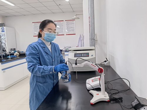 工作照片（横拍，不能是证件照）_1_2022-11-17T10_16_20.059Z