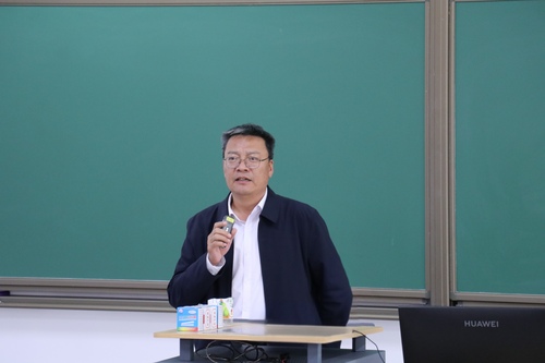 e82f8e7a71206075e572d1d82ffb877