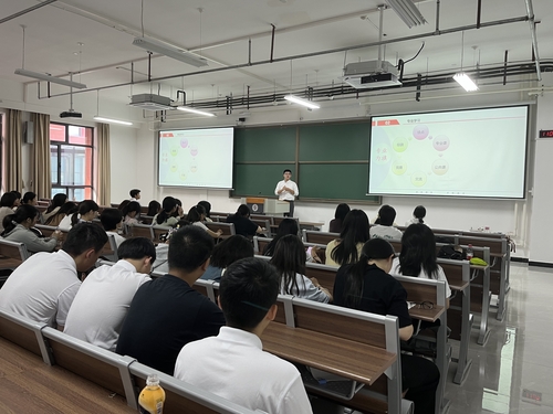 98391f920e7d29f1be343b3857e6695