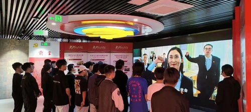 7bb4a4eae9739ad36850c93c1642d3c