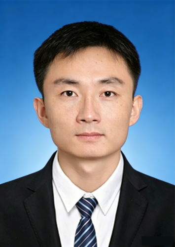 李昂