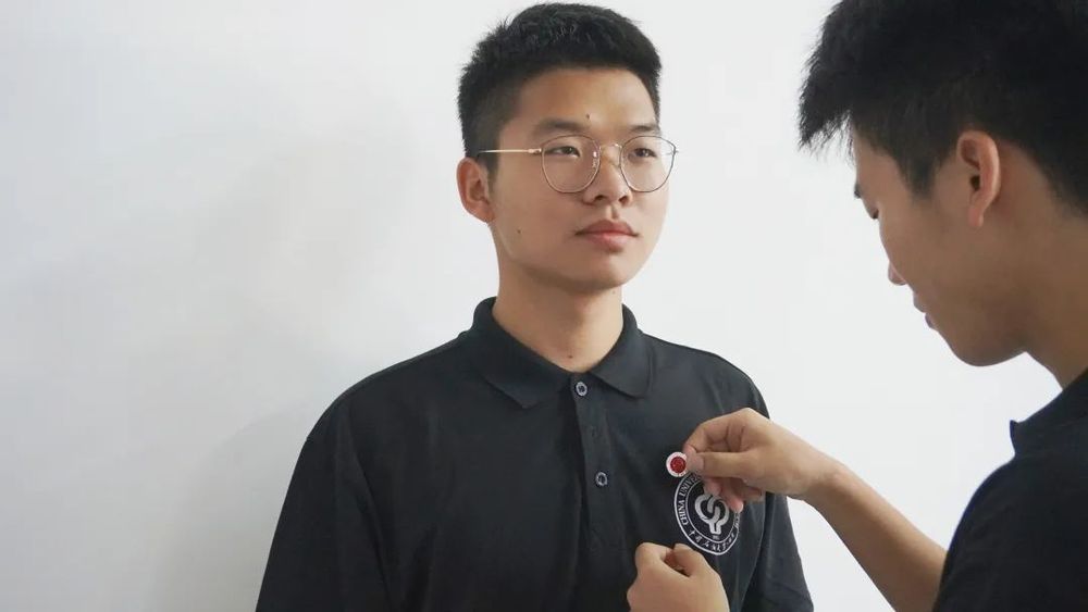 8ed480dae4d548cea12e6a9f81b0c54f