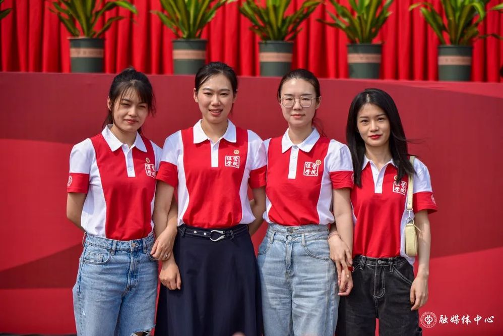 2af2d24556694760a3068c755d83a07a