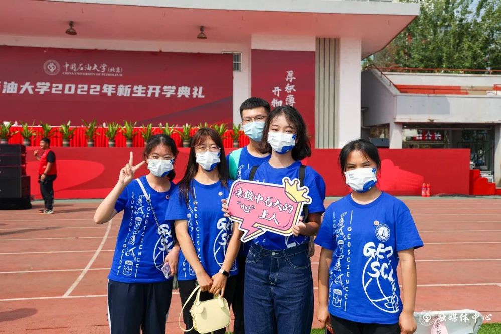 5e328c50037542a8bc5086d14d5d50df