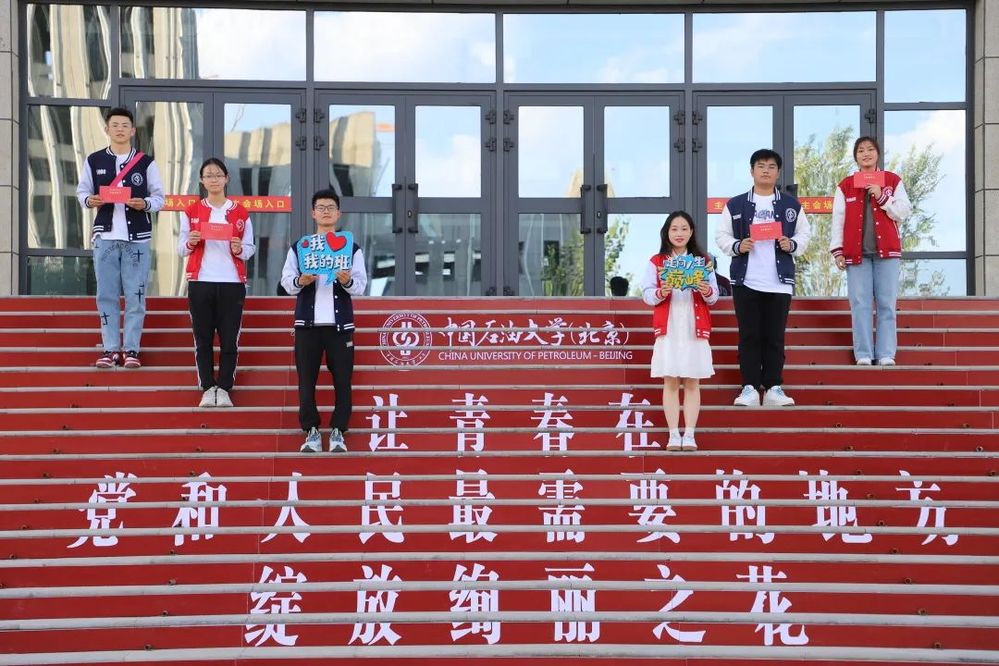 0ad114494ba940bfbb6d8cf3f8463041