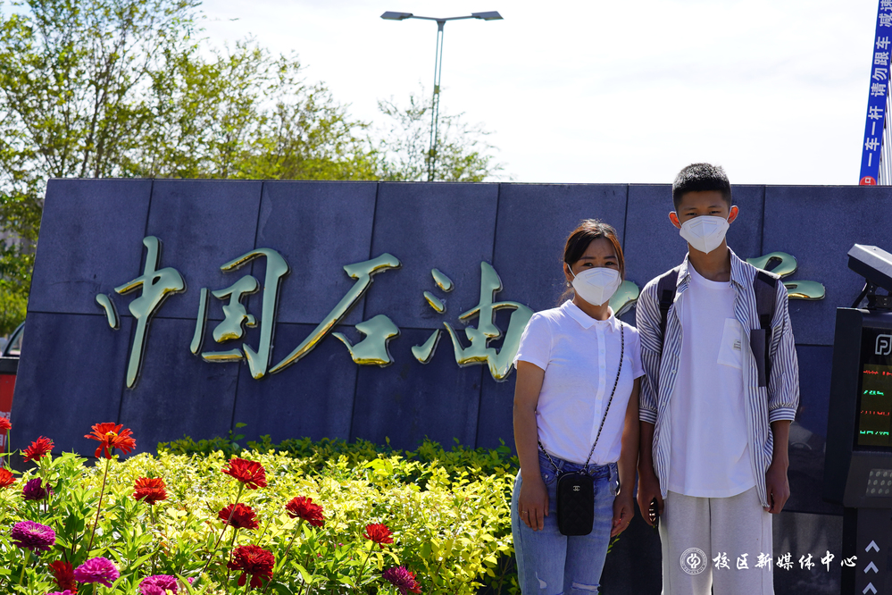 20220824新生家长合照-邱煜珩摄 (22)