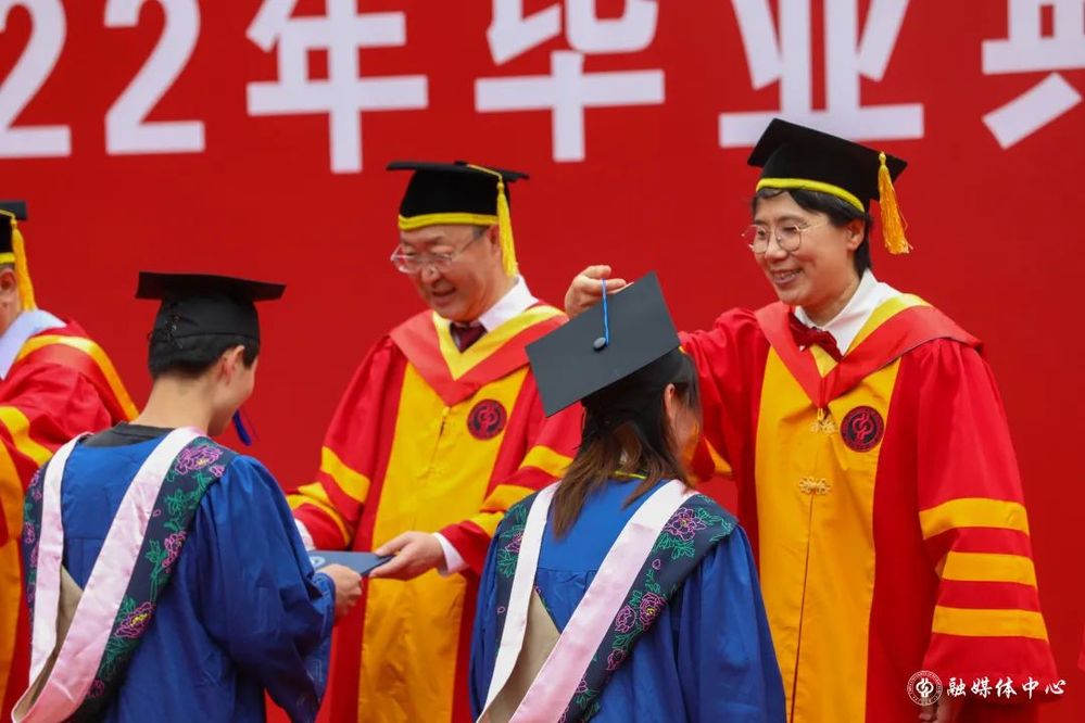 3962dd8b093449e69f8fc2e82b23dda2 (1)