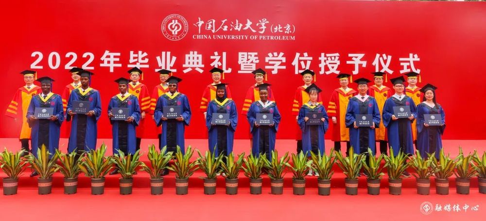 eee36a667a954d7bae3734b90d67f7d2