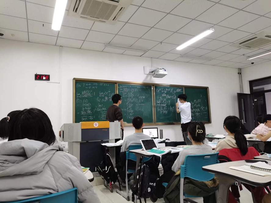 b45bba5b1ed8594deaf2bd1d4e0dd9f