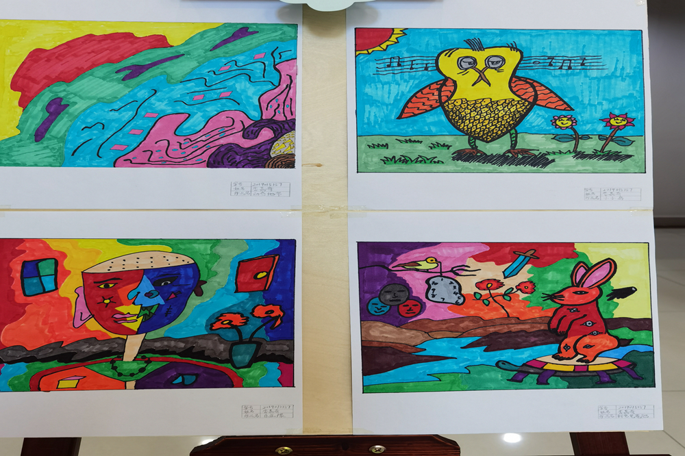 20201216+文理学院思政系举办“创意美术“主题绘画展览 (4)_副本