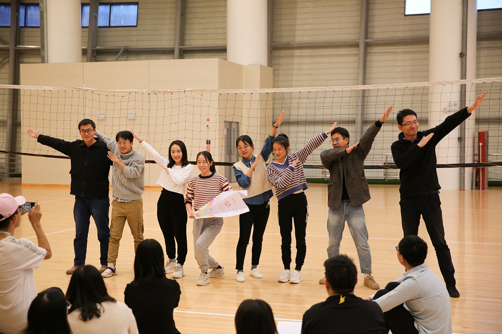 8.素质拓展-游戏-新闻图jpg