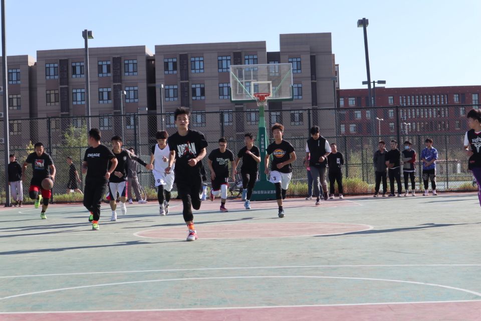 工学院开展“浓情中秋、欢聚国庆”主题系列活动20201014 (4)