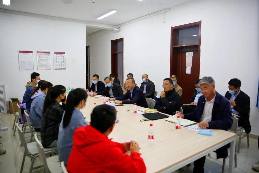 d33d0bedd4e24e97b151332bec58d5fd