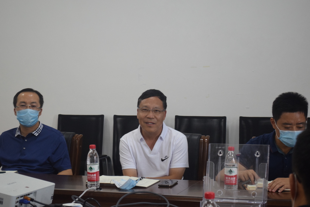 20200619-石油学院举行2020届毕业生代表座谈会 (1)