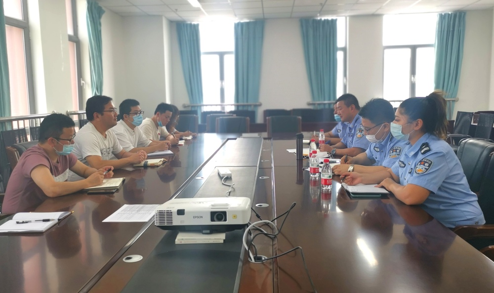 工学院与大学城派出所开展首次工作交流会