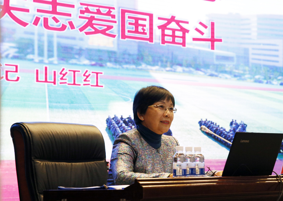 20191106山红红书记为校区学生讲主题思政课 (11).JPG