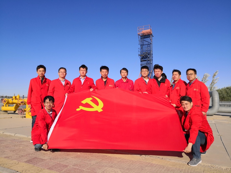 20191021-石油学院石油工程系党支部开展主题党日活动 (5)