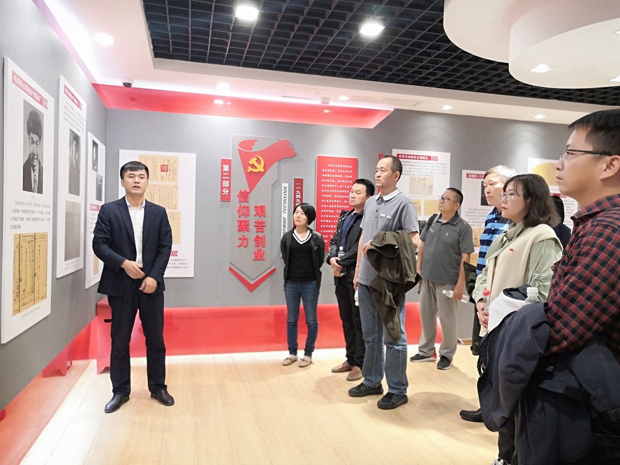 20191013 工学院教师党支部联合开展主题党日活动 (2)