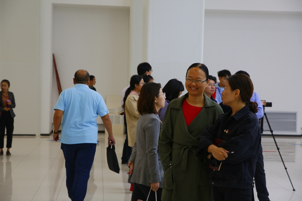 20191009建设美丽新疆 共圆祖国梦想—新疆四史”主题展览 (5)