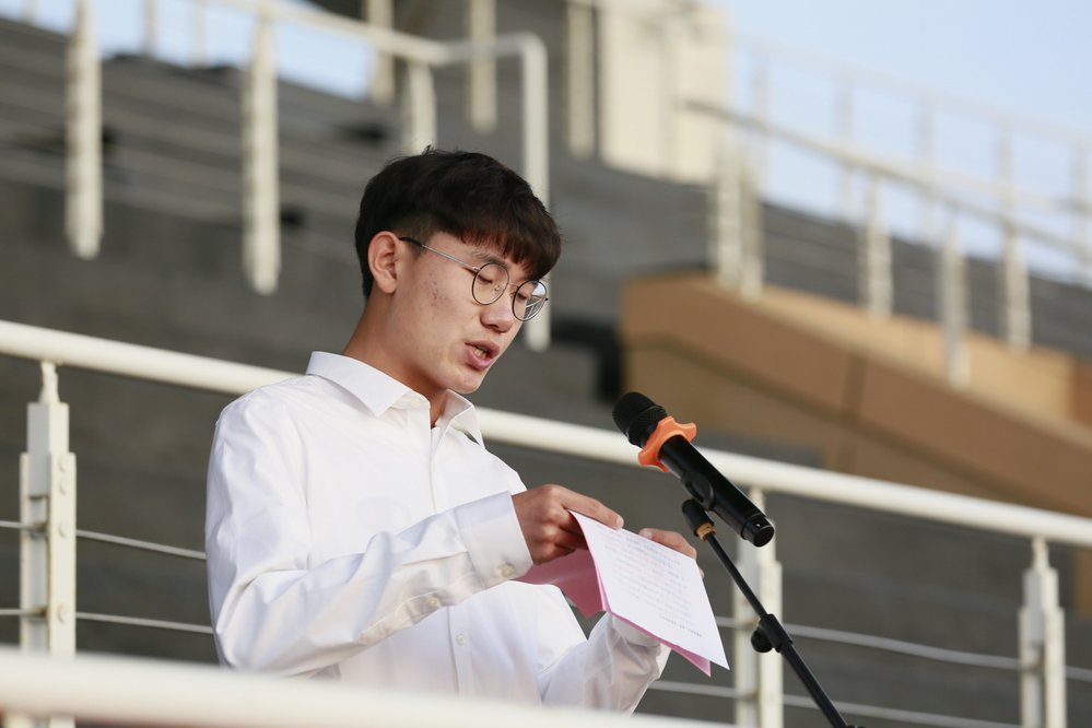 20190927全校集体升国旗仪式-张宝摄影 (16)