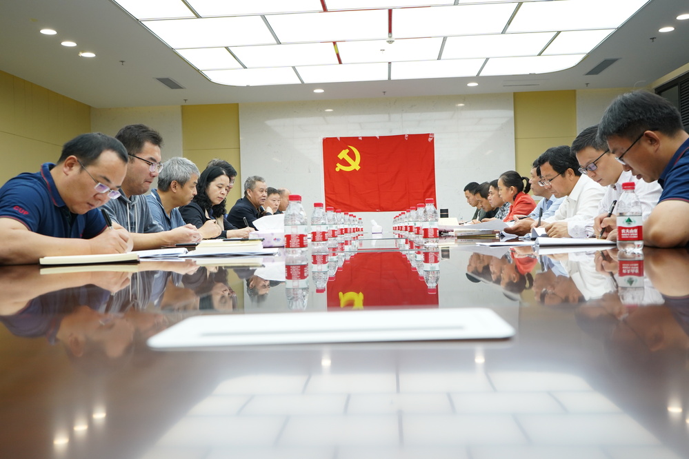 不忘初心牢记使命主题教育活动-袁玫摄影 (10)