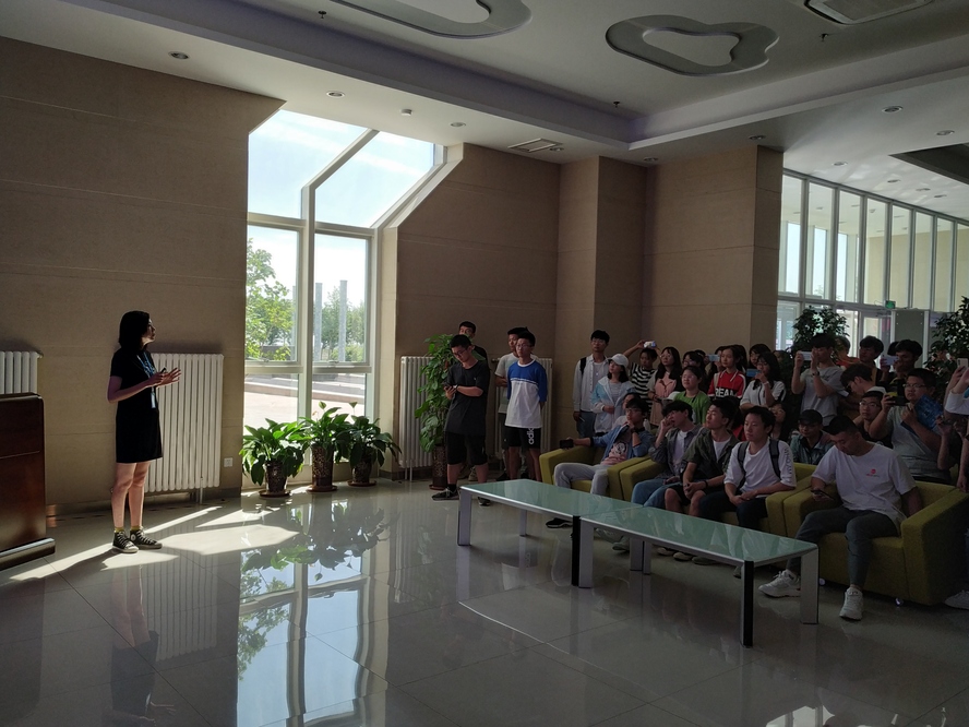 20190708-石油学院计算机系赴克拉玛依云计算产业园开展企业认知实习活动 (2)