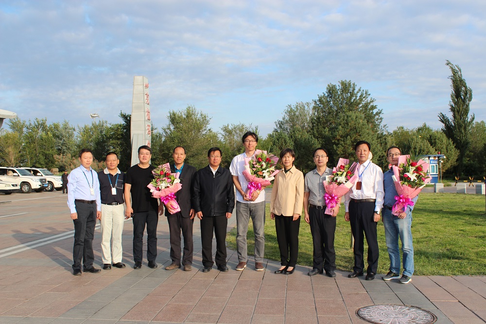 20170909热烈欢迎援疆教师 (1)