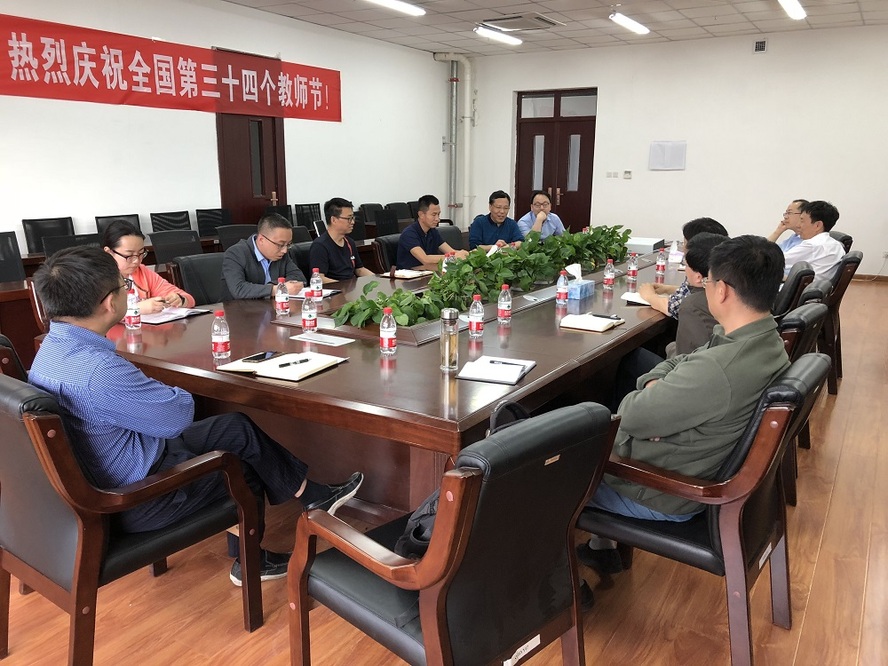 2019.04.16-肖磊一行到石油学院进行调研-石油学院-刘莹-2
