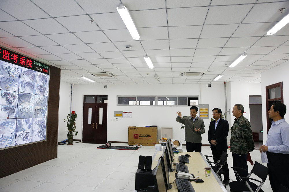 20190411赵文泉书记一行到校区考察 (34)