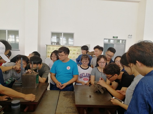 中石大（北京）克校区顺利开展金工实习2