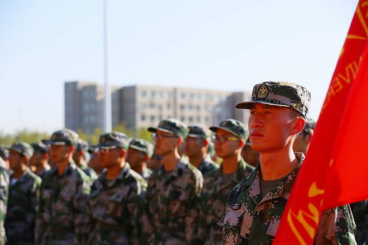 20170829军训相关-开训典礼+日常训练-张宝 (71) 20170829军训相关-开训典礼+日常训练-张宝 (71)