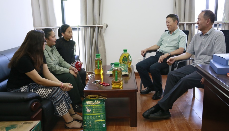 20170831古尔邦节孙旭东主席慰问-袁玫 (1) 20170831古尔邦节孙旭东主席慰问-袁玫 (1)