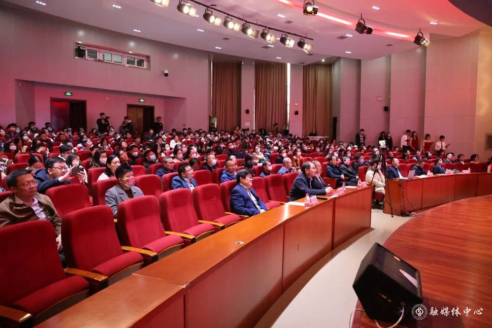 eb26dd1123794fd597bc0cbc5e0f1ca9