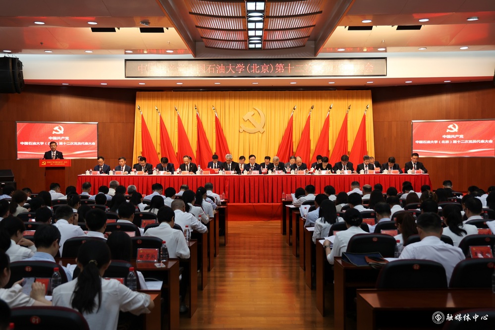 6d7f1b10618147f1b52b40968a17d7ba