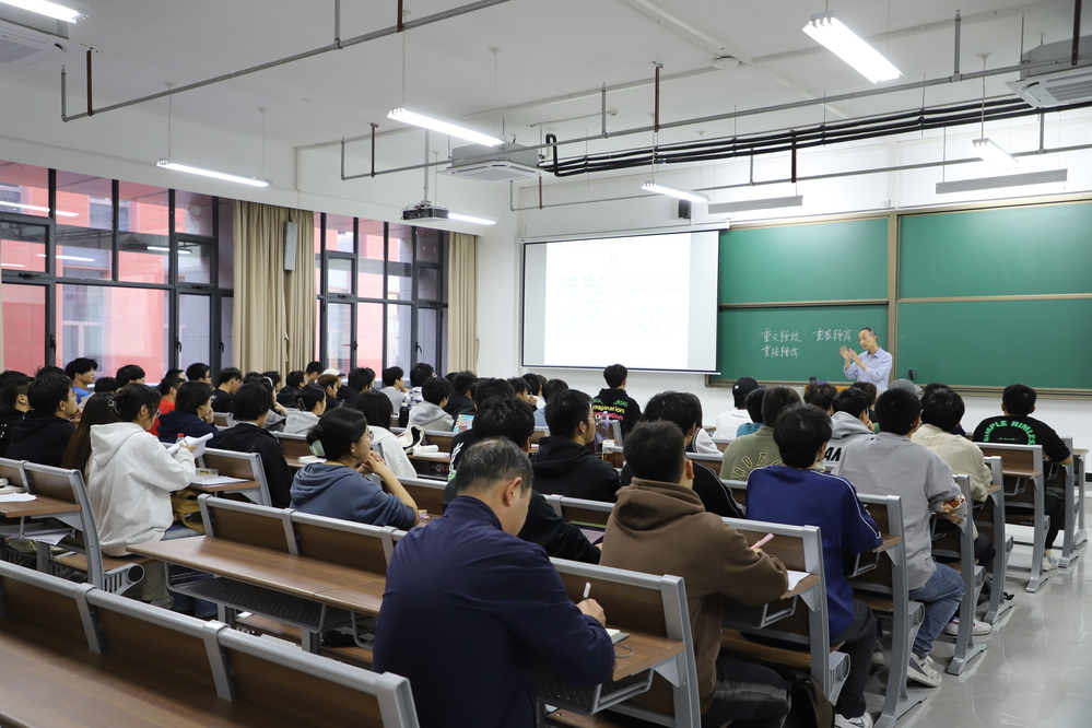 20231024王同奇书记校区调研-魏静怡 (45)