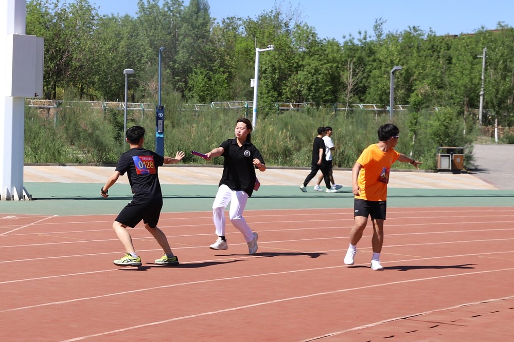 混合1000米异程接力 温博燚IMG_6904