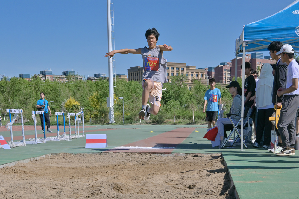 学生组 跳远 夏文龙 (22)