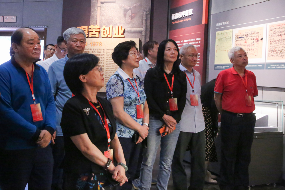 关工委第三协作组参观博物馆