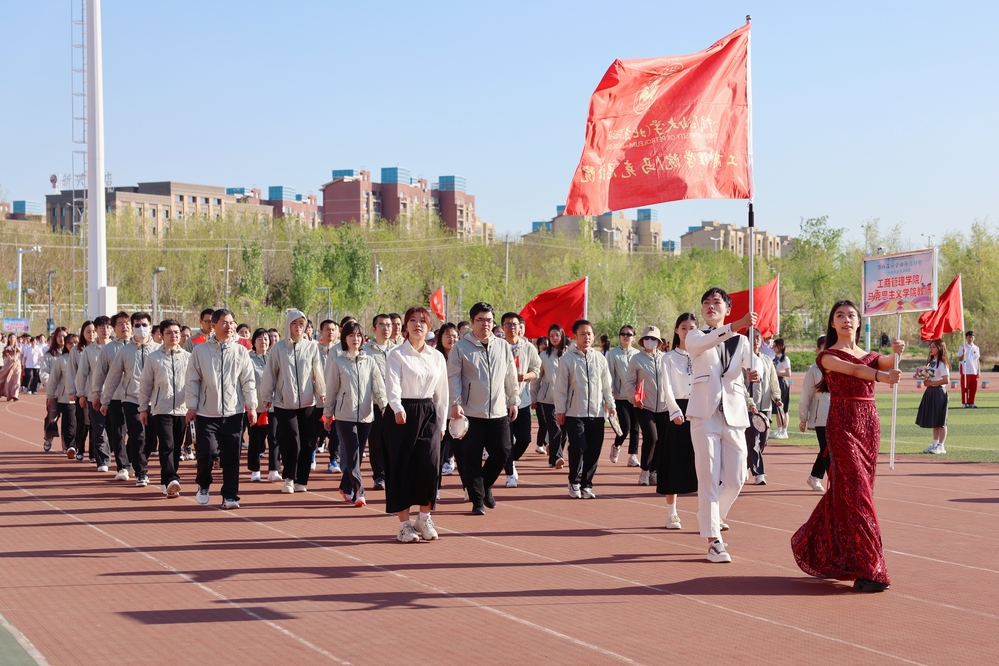 2025年开幕式李新雅  (9)