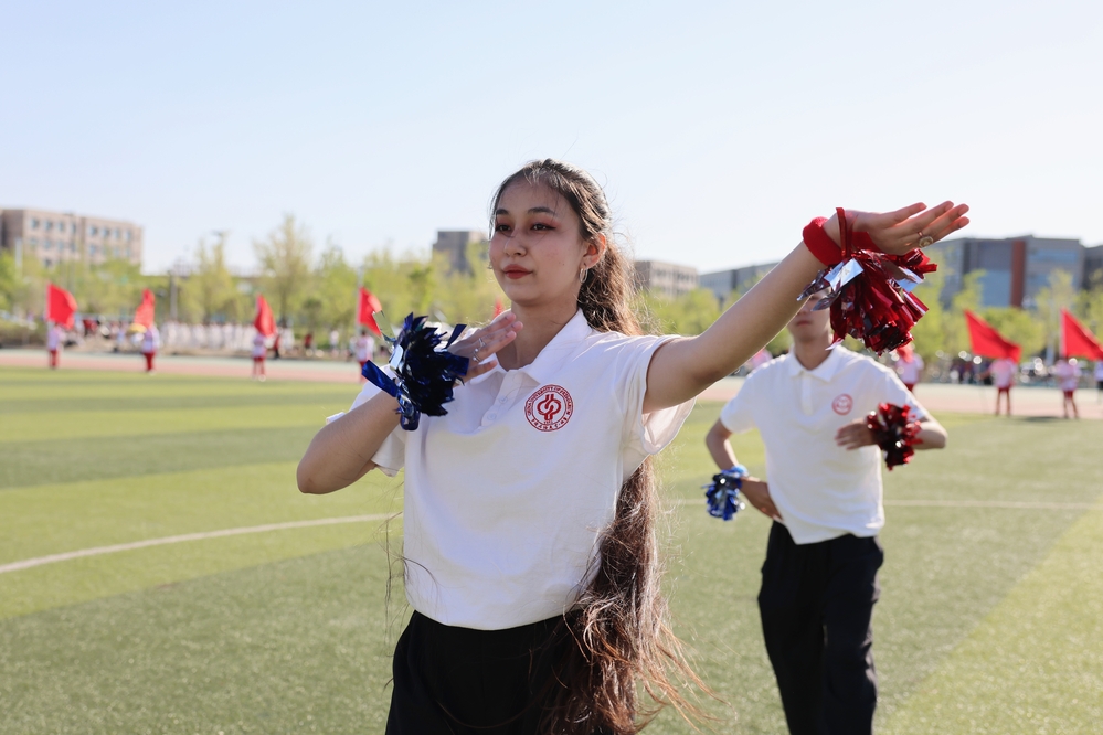 2025年开幕式李新雅  (15)