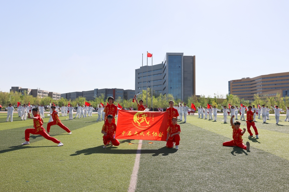 2025年开幕式李新雅  (27)