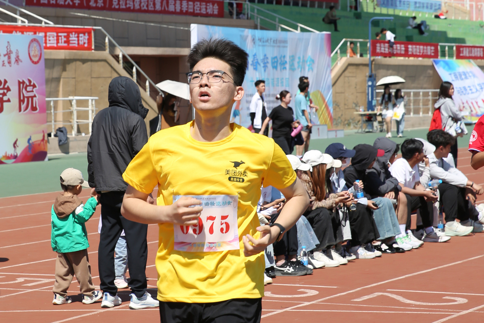 崔山佳4.26上午 (6)