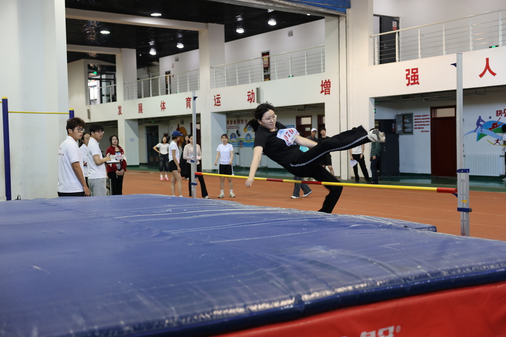 崔晓雅4.25上午 (16)